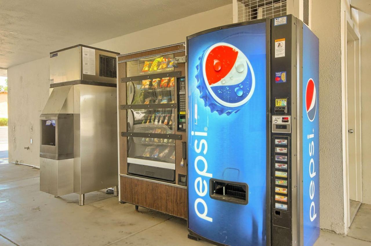 Motel 6-Fresno, Ca - Blackstone North Extérieur photo