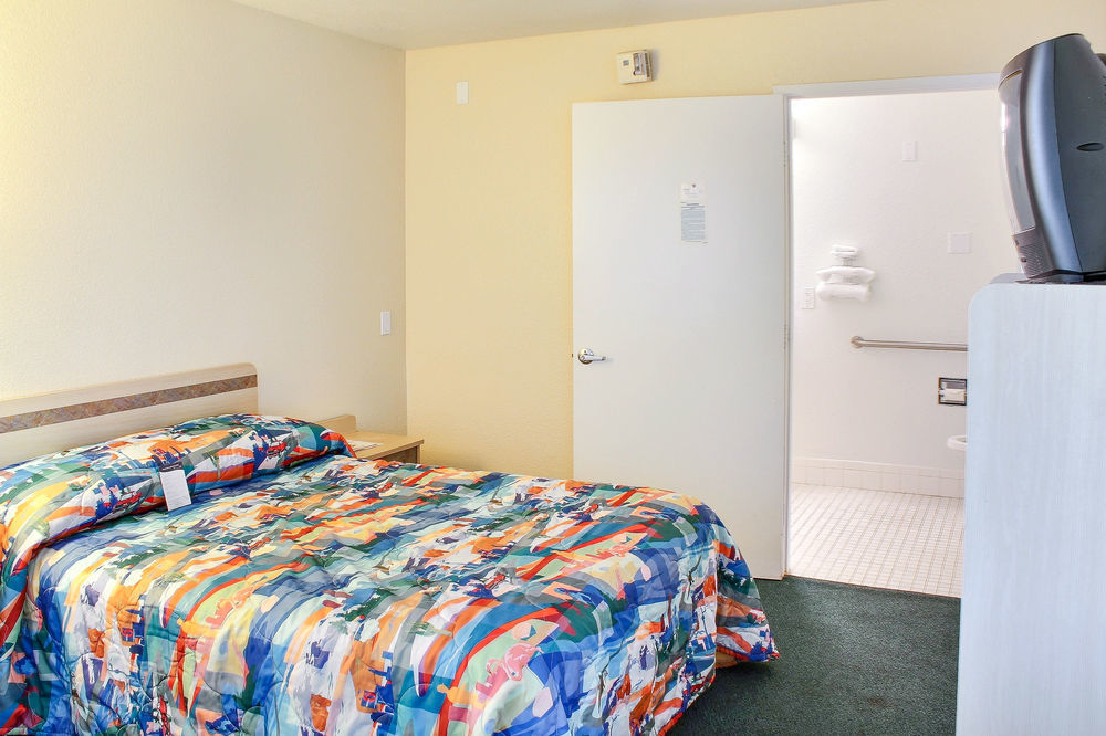 Motel 6-Fresno, Ca - Blackstone North Extérieur photo