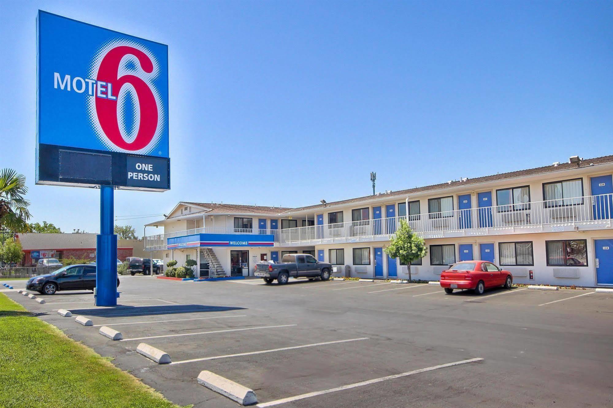 Motel 6-Fresno, Ca - Blackstone North Extérieur photo