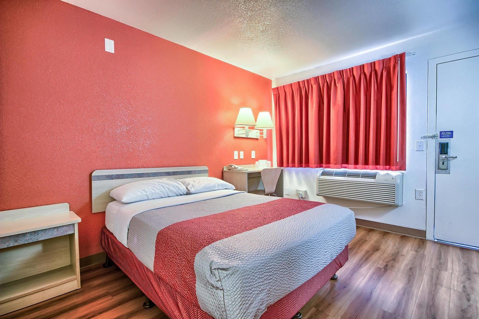 Motel 6-Fresno, Ca - Blackstone North Extérieur photo